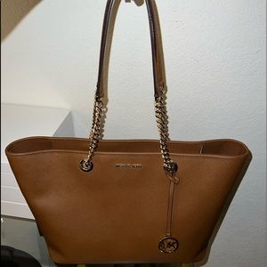 Michael Kors Jet Set tote
